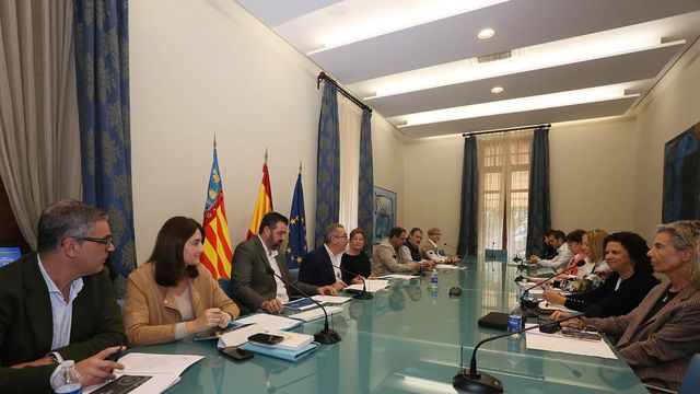 El Patronato de la Costa Blanca pone el foco en la conectividad, la sostenibilidad y la digitalización para 2025