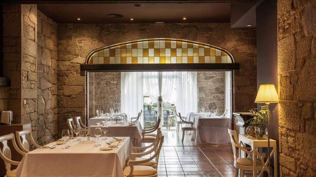 Retiro da Costiña (Santa Comba, A Coruña). 2 estrellas.