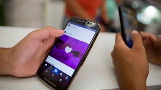 Imagen de archivo de redes sociales en un móvil de un menor.