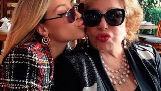 Michelle Salas y Silvia Pinal, en una imagen de sus redes sociales.