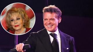 Luis Miguel y Silvia Pinal en un montaje de JALEOS.