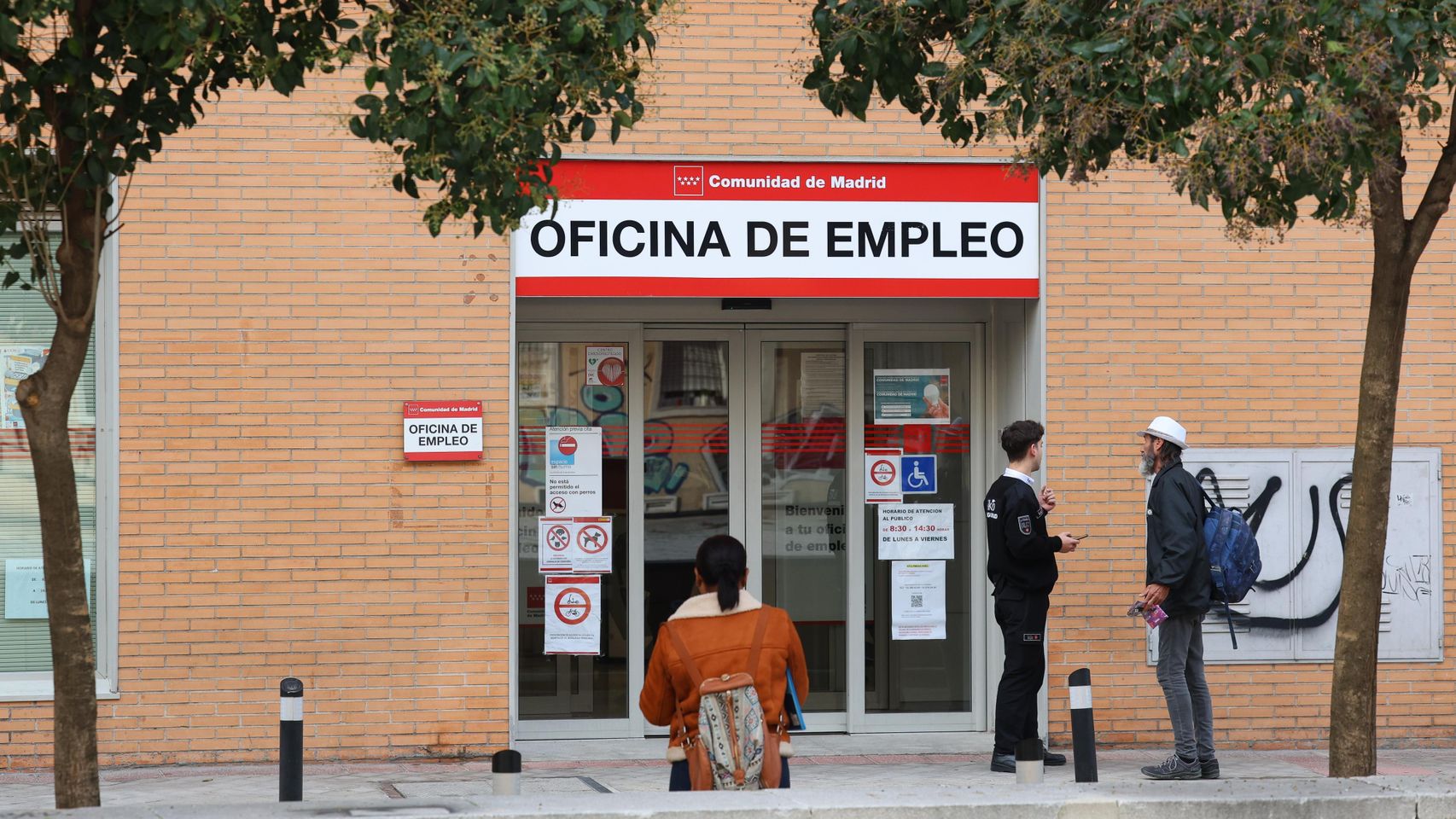 El SEPE confirma: así puedes seguir cobrando el paro si te das de alta ...
