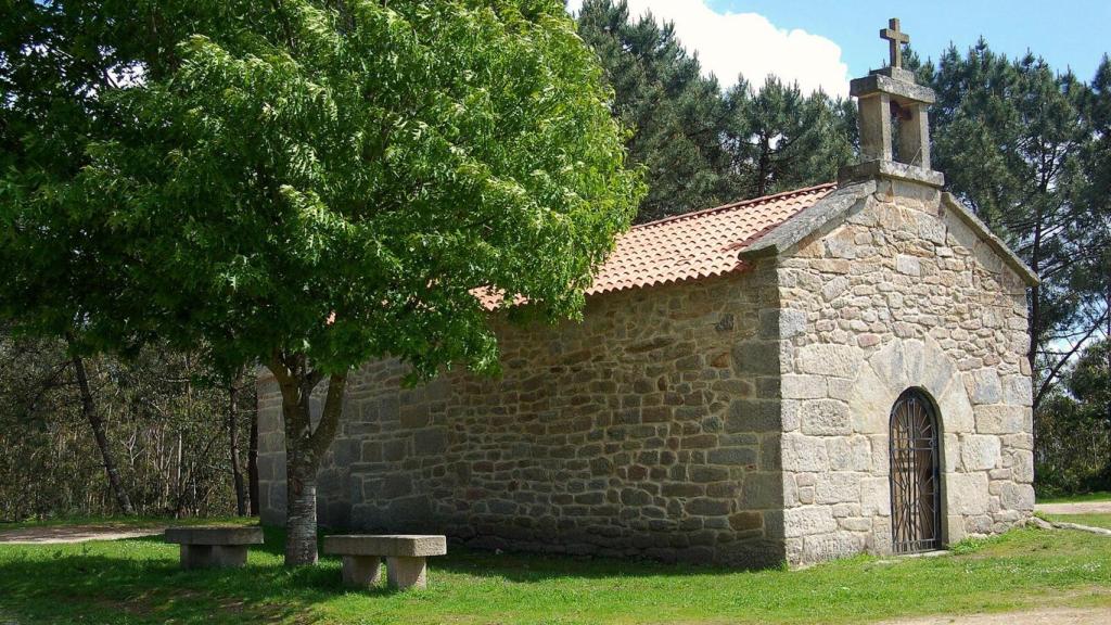 Capela de San Cibrán en Tomeza