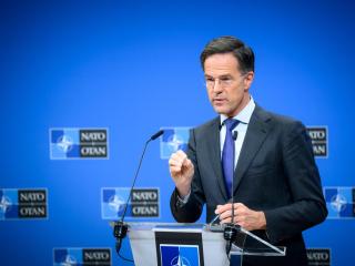 El secretario general de la OTAN, Mark Rutte, durante la rueda de prensa de este miércoles en Bruselas