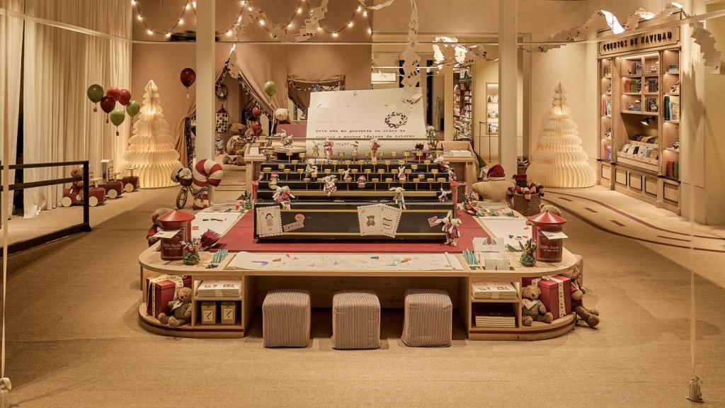 Así es el nuevo pop up navideño de Zara en A Coruña: un mágico poblado de invierno