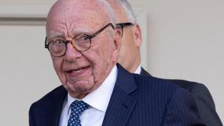 Rupert Murdoch el día de la audiencia en el comisionado Reno, Nevada,