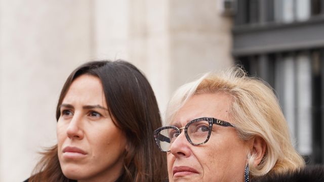 Carmen Rodríguez, madre de Paloma y abuela de India, habla ante los medios antes del juicio por el asesinato de hija y nieta