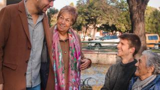 Pedro Malo y Jorge Terreu con sus respectivas abuelas, Maximiliana y Concha.