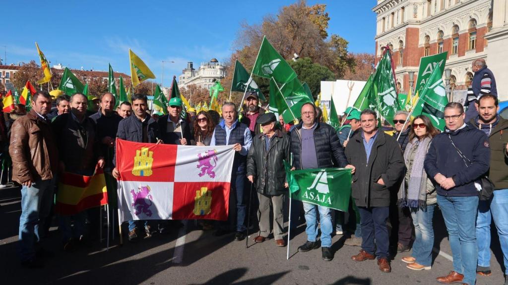 Algunos representantes de las OPAs de Castilla y León en las protestas de Madrid contra el acuerdo de la UE con Mercosur el pasado mes de diciembre