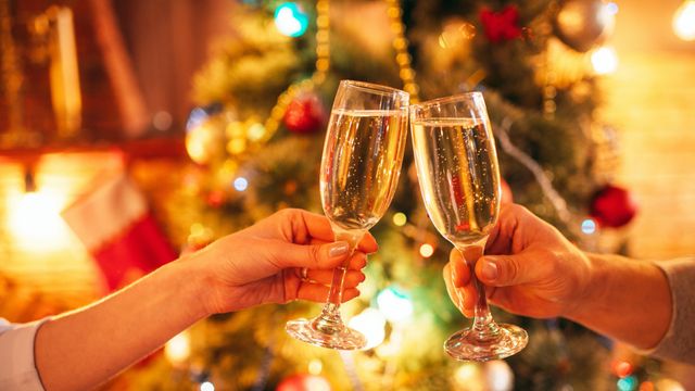 El mejor espumoso de España para brindar esta Navidad: perfecto para tomar con arroces y pescados y por menos de 20€