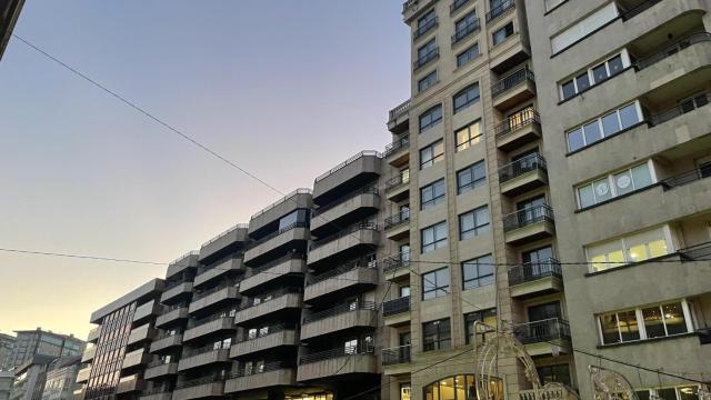 Edificios y cielo de Vigo.
