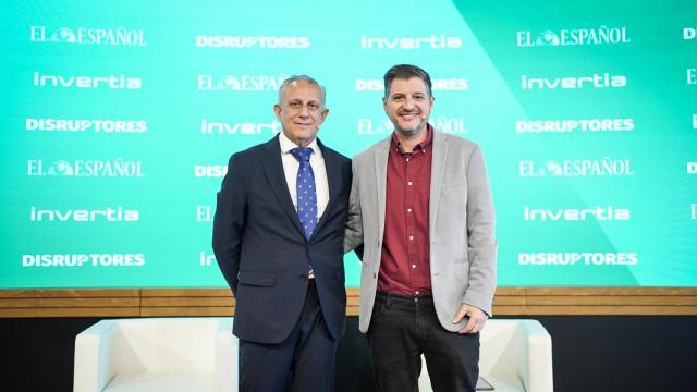 Vicente Gramuntell Marco, director de Desarrollo y Transformación de Negocio de Nedgia , junto a Javier Arnau, redactor jefe de Hubs Autonómicos en DISRUPTORES.