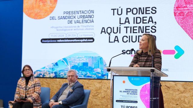 Paula Llobet, concejala de Turismo, Innovación y Captación de Inversiones, en la presentación del 'sandbox' urbano.