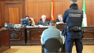 El asesino confeso de El Rubio, en el primer día del juicio.