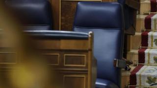 La secretaria general del PP, Cuca Gamarra, y el presidente del partido, Alberto Núñez Feijóo, este jueves en el Congreso.