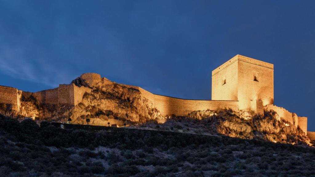 El recinto medieval del Castillo de Lorca alberga el Parador de la ciudad