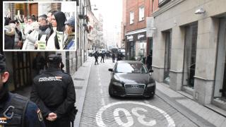 Óscar S. llega a los juzgados de Valladolid para la vista preliminar antes de abrir el juicio oral por la muerte de Esther López