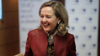 El BEI 'riega' con 4.200 millones en préstamos a las energéticas para construir proyectos verdes y redes en España