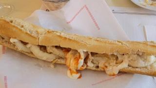 Bocadillo del Bar Jauja.