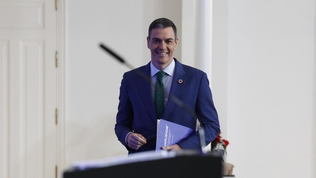 Pedro Sánchez, presidente del Gobierno, en su comparecencia de prensa en Moncloa este lunes.
