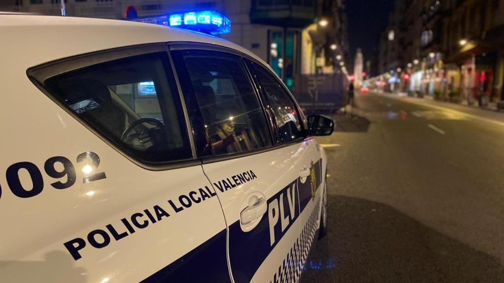 Un coche de Policía Local de Valencia, imagen de archivo.