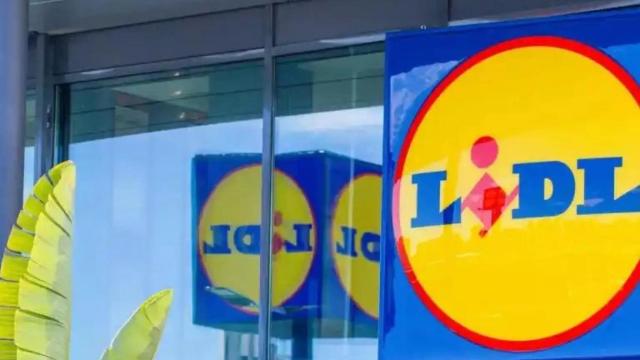 Cartel de un supermercado de Lidl.