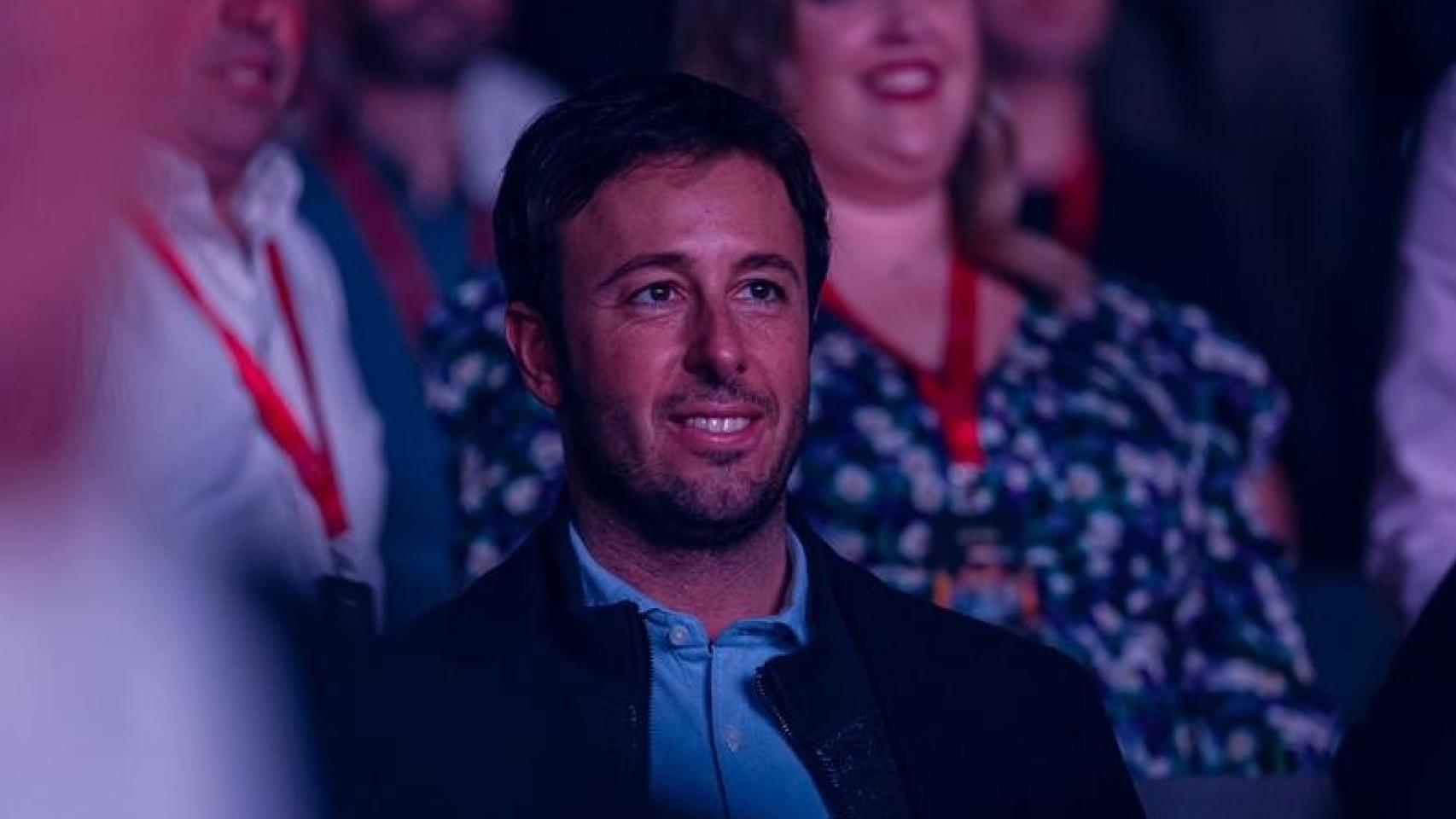 Matías Prats Jr. en el concierto de Estopa