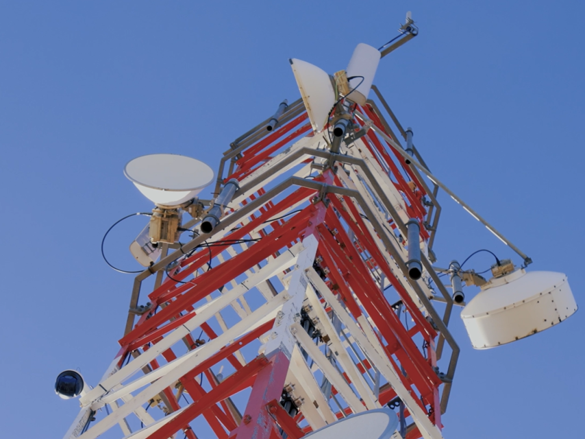Una antena de telecomunicaciones instalada en Baleares.