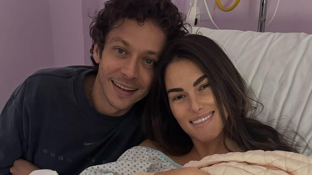 Valentino Rossi y Francesca Sofia con su segunda hija