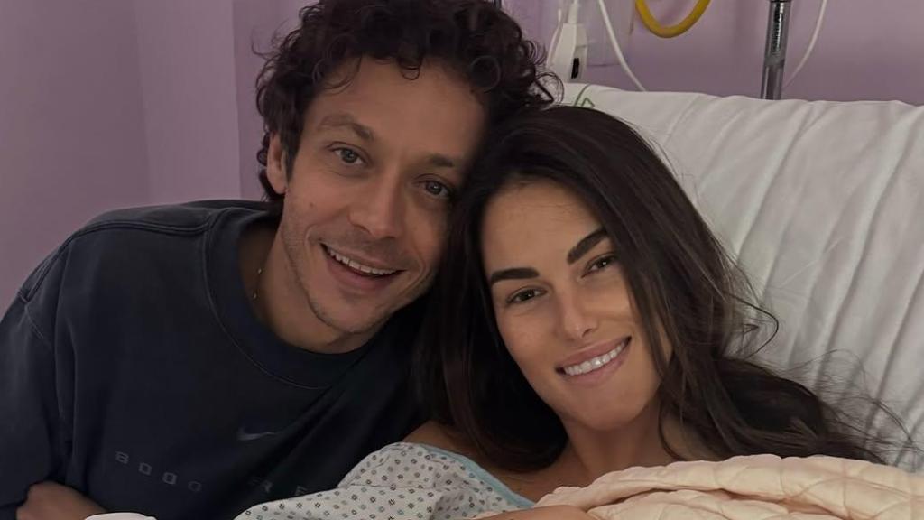 Valentino Rossi y Francesca Sofia con su segunda hija