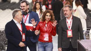 Juan Espadas se retira de la carrera por dirgir el PSOE y deja paso a María Jesús Montero como candidata en 2026 a la Junta