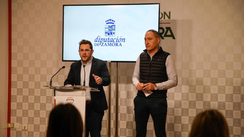 Víctor López de la Parte y Emilio Fernández en la rueda de prensa de la Junta de Gobierno de este 8 de enero