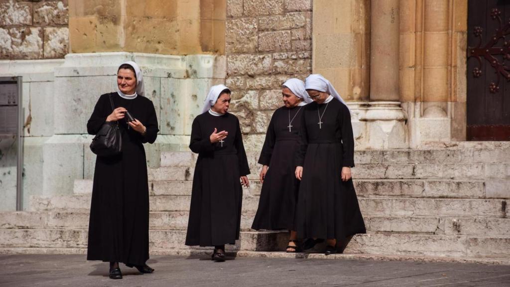 Según el Anuario Estadístico de la Iglesia, hay 630.099 religiosas en el mundo.