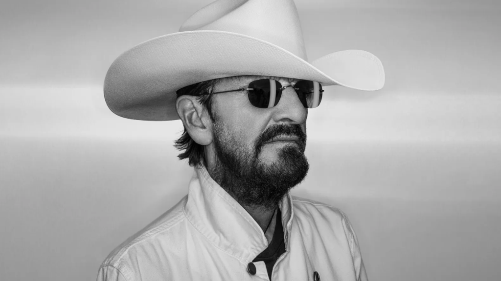 Portada de 'Look up', nuevo disco de Ringo Starr.