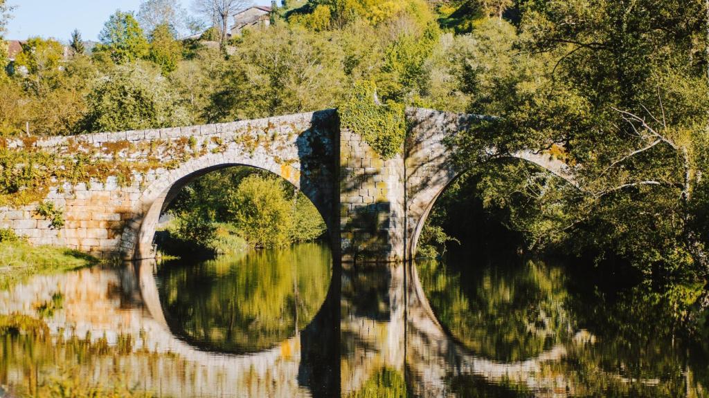 A Ponte de Vilanova y el río Arnoia