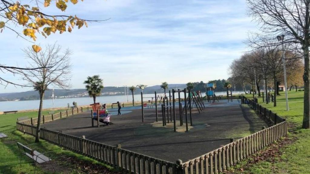 Parque del paseo marítimo de Sada.