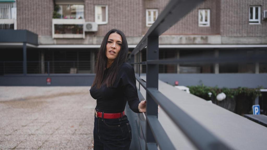 Lorena Castell es la presentadora de Bingo para Señoras.