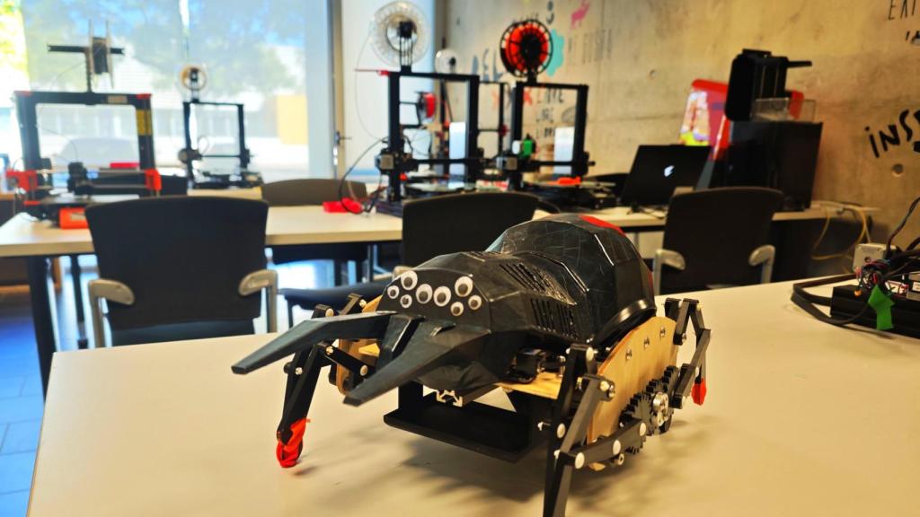 Unas de la creaciones realizadas en el FabLab.