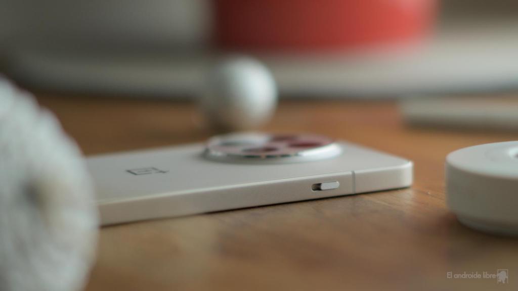 Alert Slider del OnePlus 13R