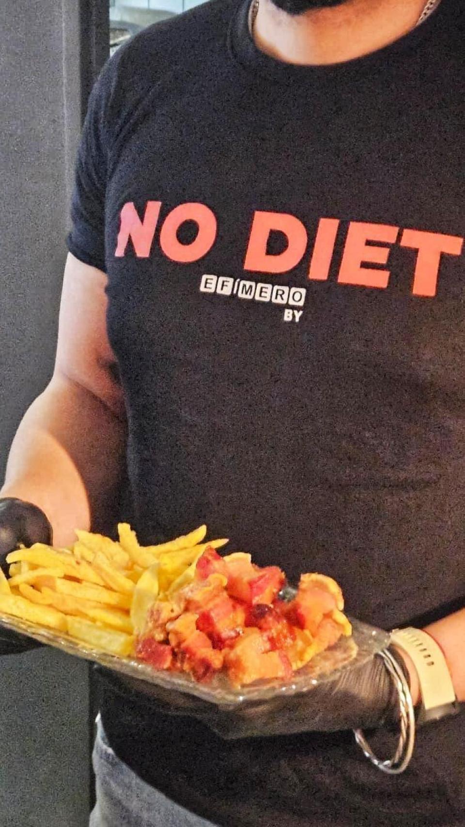 Camiseta de Efímero.