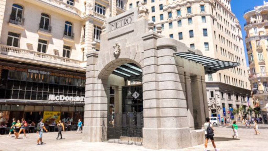 El templete de San Luis de la Gran Vía.