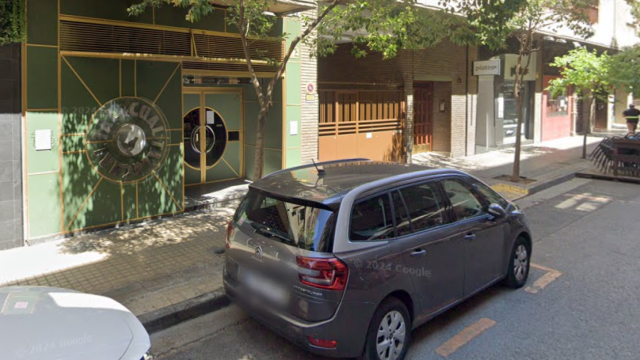 Fachada del bar de ocio nocturno, Tal y Cual, en Zaragoza.