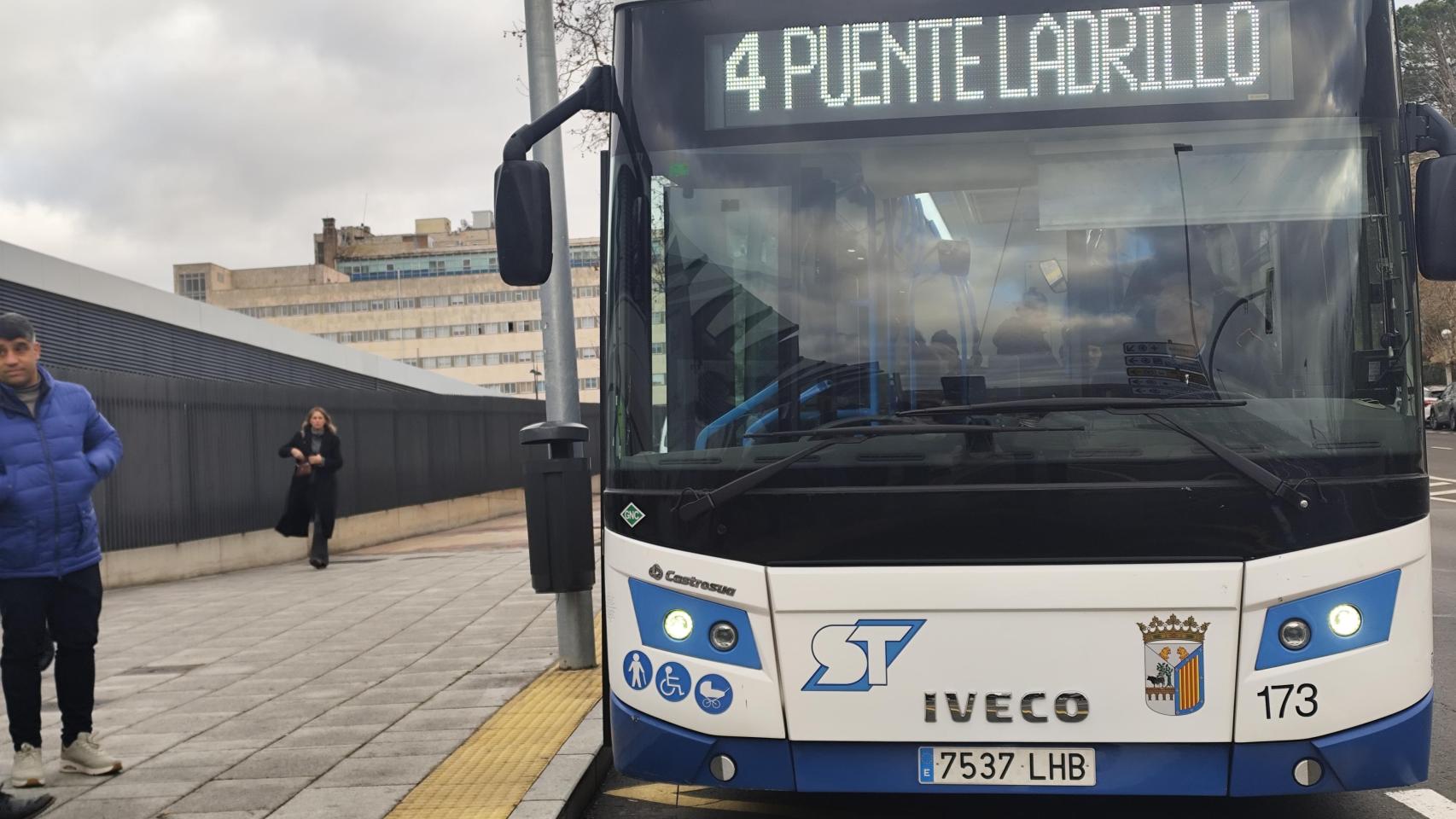 Un autobús urbano en Salamanca