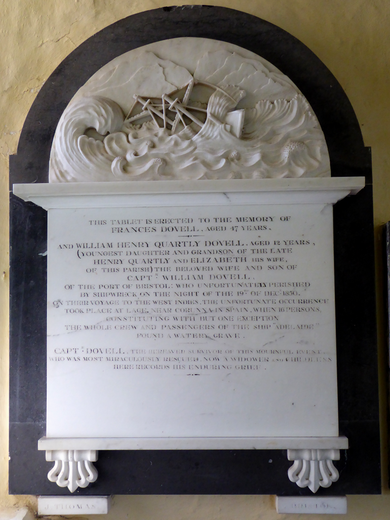 Monumento al “Adelaide” en Molland, Devon, Inglaterra. https://es.wikipedia.org