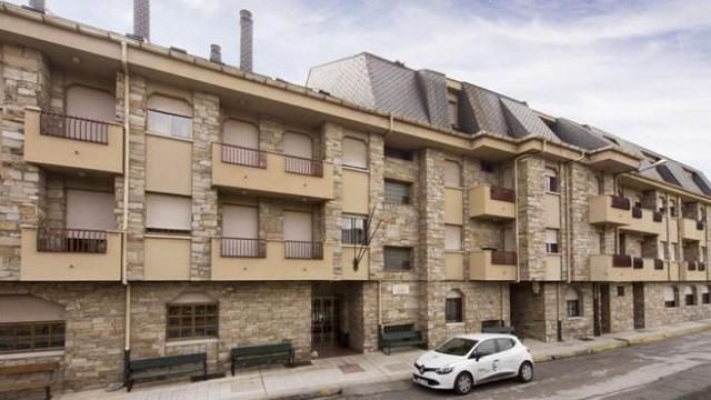 Fachada de la Residencia El Santo