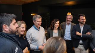 Fernando López Miras, María Guardiola,  Alberto Núñez feijóo, Isabel Díaz Ayuso y Jorge Azcón, este fin de semana en Colunga (Asturias).
