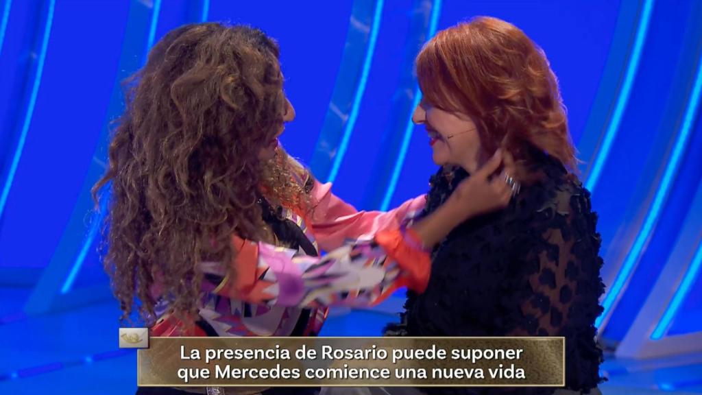 Rosario Flores y Mercedes en 'Hay una cosa que te quiero decir'.