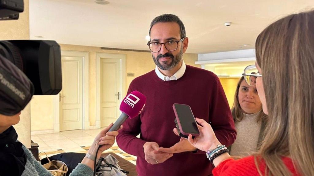 Sergio Gutiérrez, este domingo ante los periodistas.