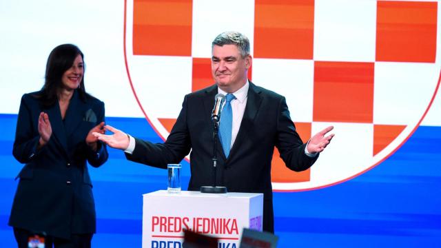 El presidente y candidato presidencial de Croacia, Zoran Milanovic, tras la victoria electoral.