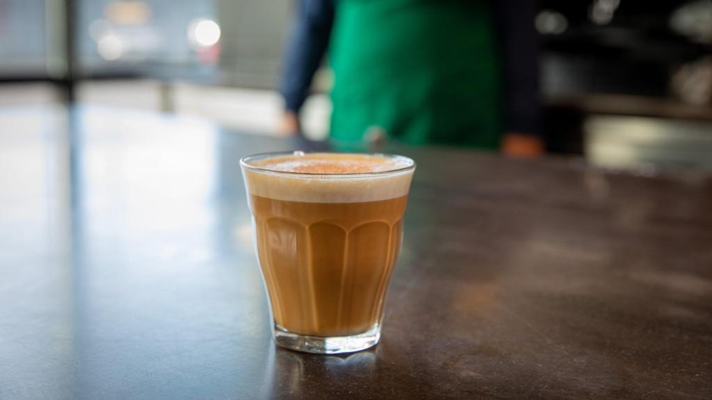 El cortado de Starbucks.